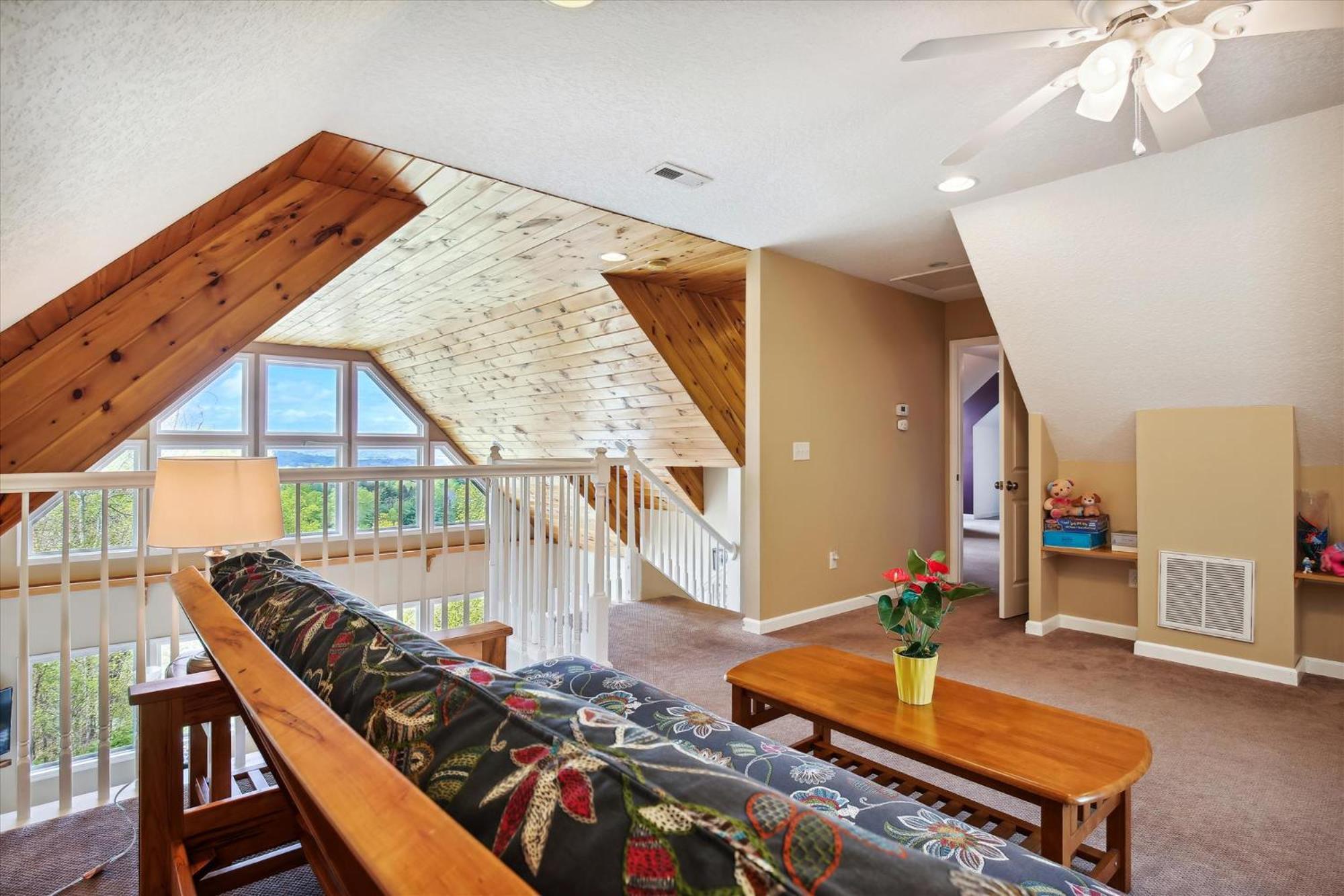 10 Min To Dt, 15 Min To Biltmore, Fire Pit, View Holiday home